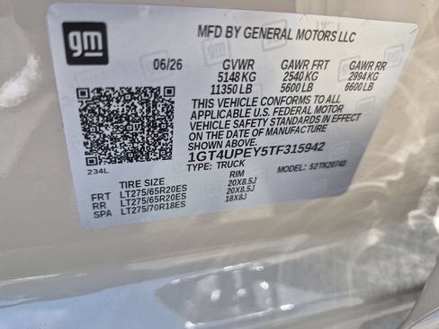 New 2026 GMC Sierra 2500 AT4 w/ AT4 Premium Plus Package AWD/4WD image 27