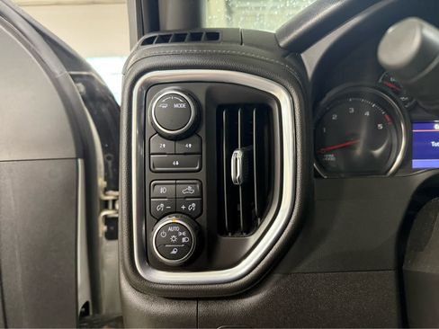 Used 2022 Chevrolet Silverado 2500 LT w/ Convenience Package AWD/4WD image 26