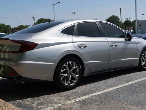 Used 2021 Hyundai Sonata SEL FWD image 13