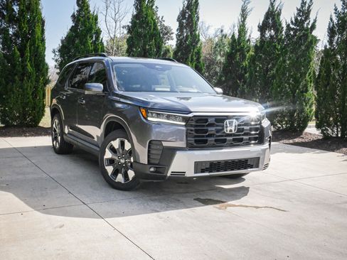 New 2026 Honda Pilot Elite image 2