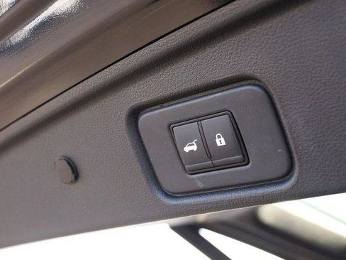 Used 2025 Nissan Pathfinder Rock Creek image 9