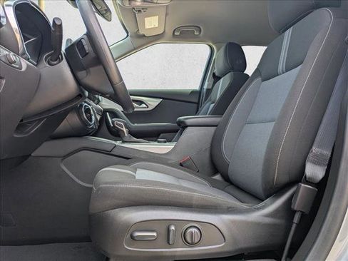 Used 2025 Chevrolet Blazer LT image 15