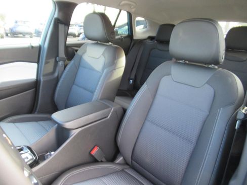 New 2026 Chevrolet Trax LT w/ Driver Confidence Package image 17