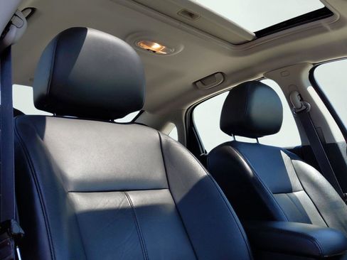 Used 2014 Chevrolet Impala LTZ FWD image 11