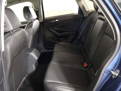 Used 2019 Volkswagen Jetta SE FWD image 33