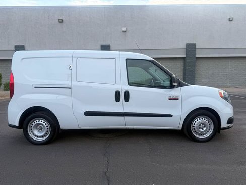 Used 2022 RAM ProMaster City Tradesman FWD image 2