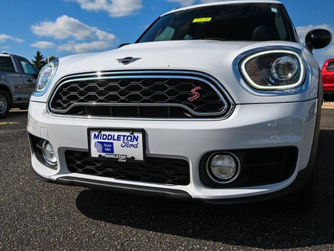 Used 2019 MINI Cooper Countryman S w/ Premium Package AWD/4WD image 11