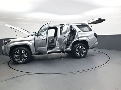Used 2025 Toyota 4Runner TRD Sport image 45