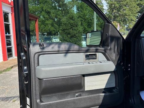 Used 2011 Ford F150 XLT w/ XLT Convenience Pkg RWD image 15