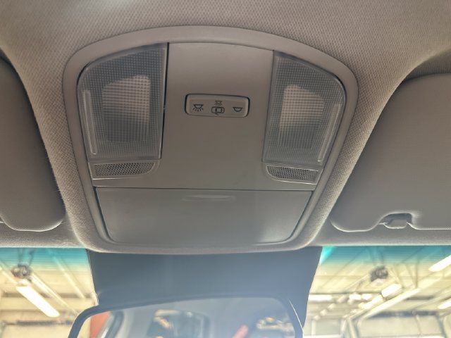 Used 2023 Hyundai Kona SEL AWD/4WD image 36