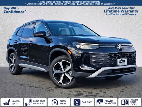 New 2025 Volkswagen Tiguan SE image 1