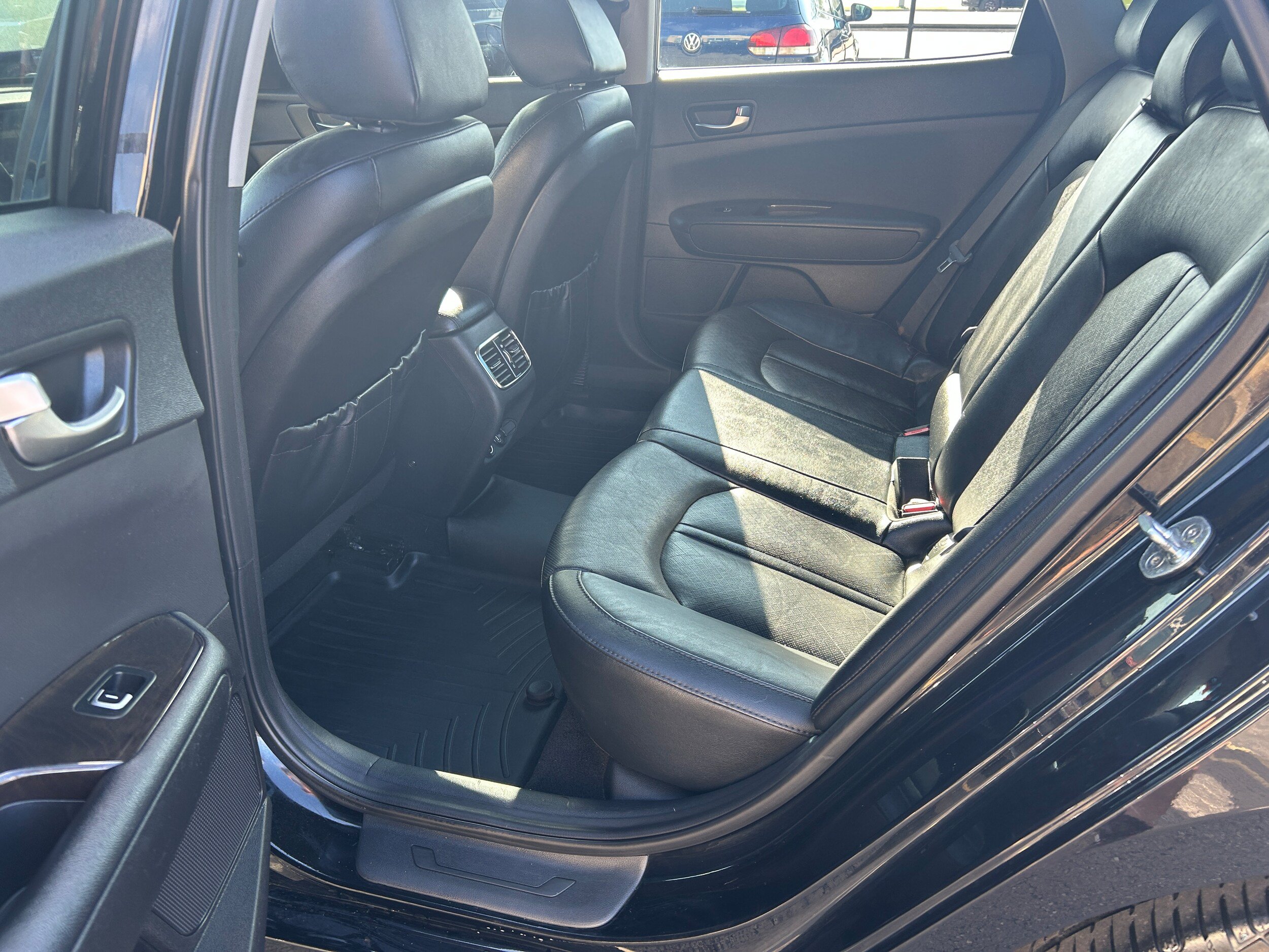 Used 2017 Kia Optima EX w/ Premium Package FWD image 5