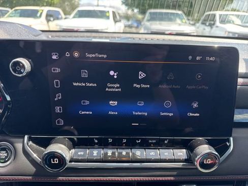 Used 2024 Chevrolet Colorado Z71 w/ Z71 Convenience Package 2 AWD/4WD image 23