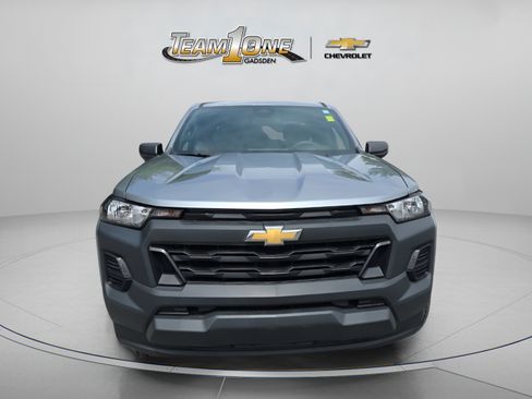 Used 2023 Chevrolet Colorado W/T RWD image 2