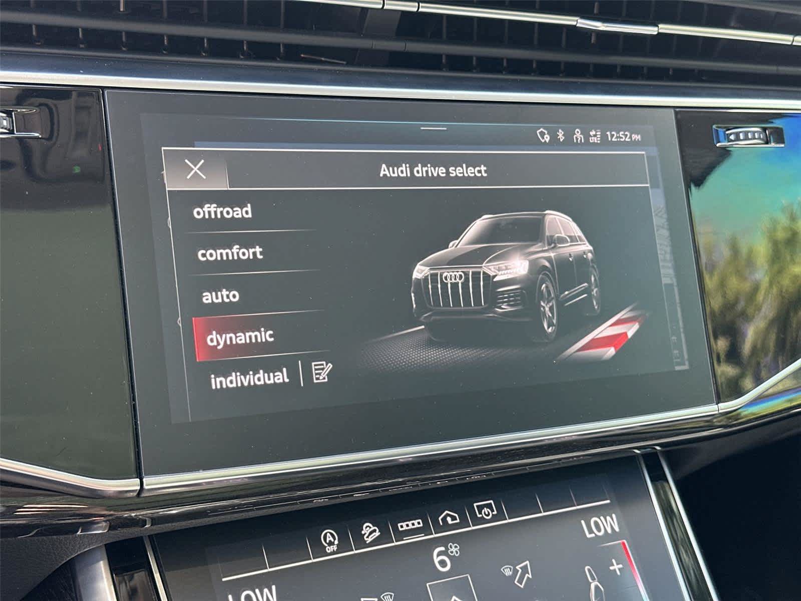 Used 2021 Audi Q7 2.0T Premium Plus w/ Premium Plus Package AWD/4WD image 37
