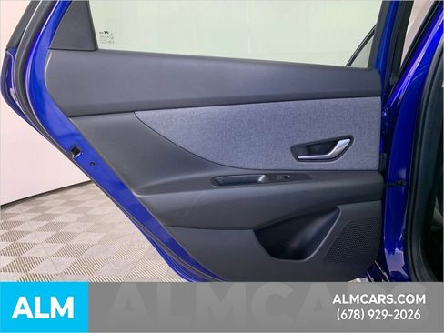 Used 2023 Hyundai Elantra Limited w/ Cargo Package image 36