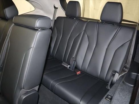 Used 2026 Acura MDX w/ Technology Package image 25