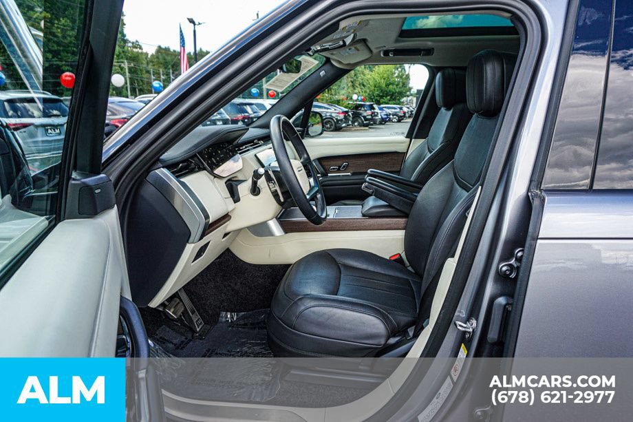 Used 2024 Land Rover Range Rover SE AWD/4WD image 18