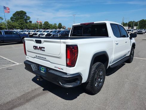 Certified 2025 GMC Sierra 1500 AT4X AWD/4WD image 3