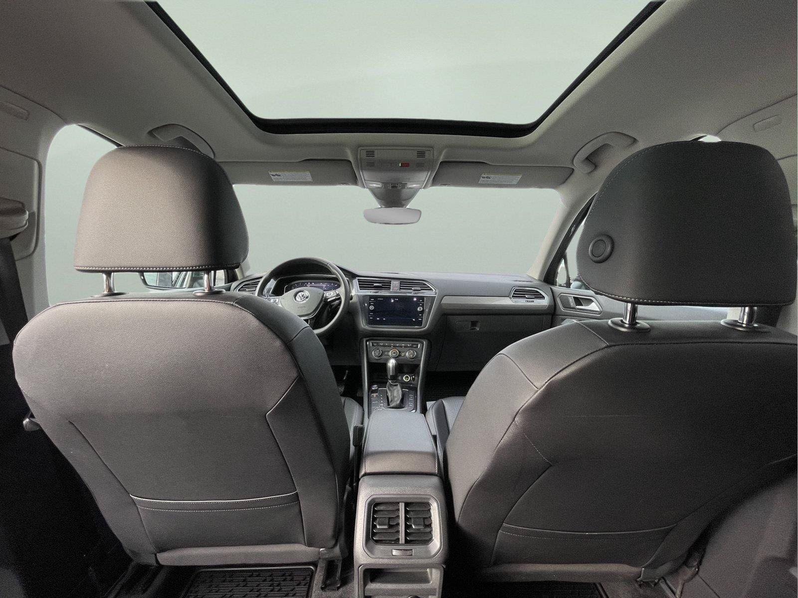 Used 2020 Volkswagen Tiguan SEL AWD/4WD image 19
