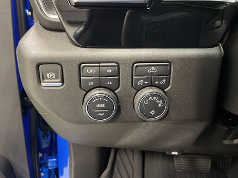 New 2026 Chevrolet Silverado 1500 LT image 32