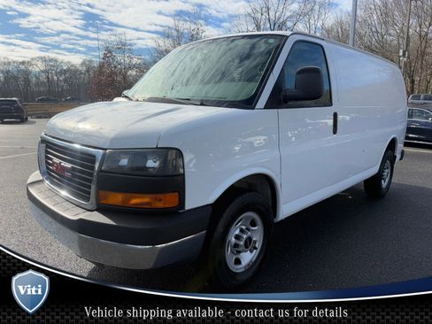 Used 2016 GMC Savana 2500 w/ Chrome Appearance Package image 4