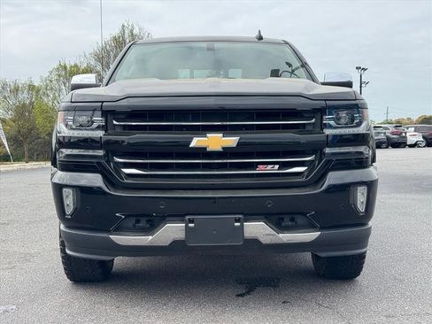 Used 2018 Chevrolet Silverado 1500 LTZ Z71 w/ LTZ Plus Package AWD/4WD image 8