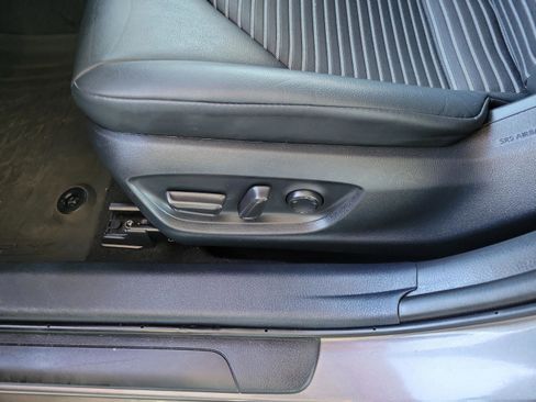 Used 2023 Toyota Camry SE FWD image 26