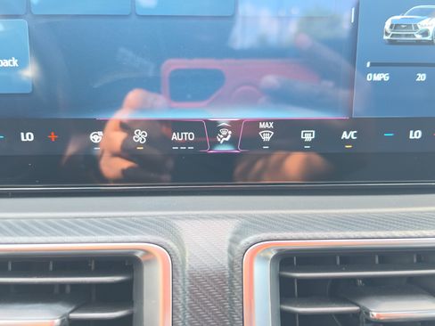 Used 2024 Ford Mustang GT Premium RWD image 17