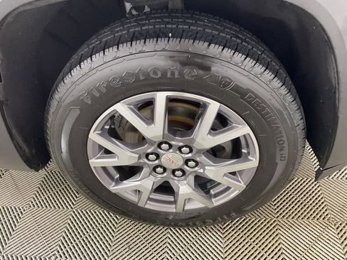 Used 2020 GMC Acadia SLT image 11