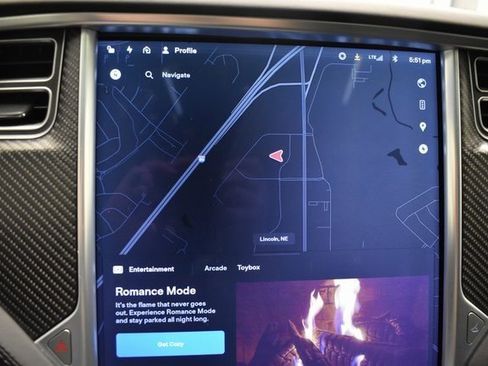 Used 2017 Tesla Model X image 8