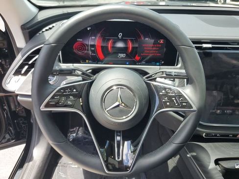 Used 2026 Mercedes-Benz E 350 Sedan w/ Winter Package image 20
