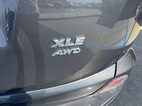 Used 2016 Toyota RAV4 XLE AWD/4WD image 51