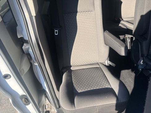 Used 2023 Ford Transit 350 XLT image 37