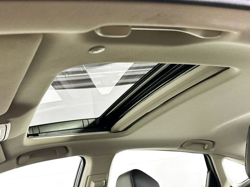 Used 2024 Honda Accord Touring image 20