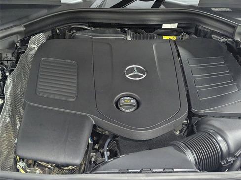 Used 2026 Mercedes-Benz GLC 300 image 24