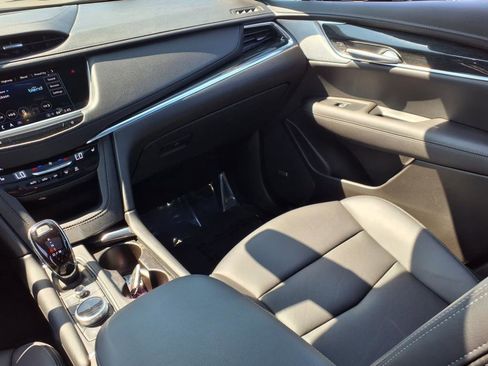Certified 2023 Cadillac XT5 Premium Luxury image 20