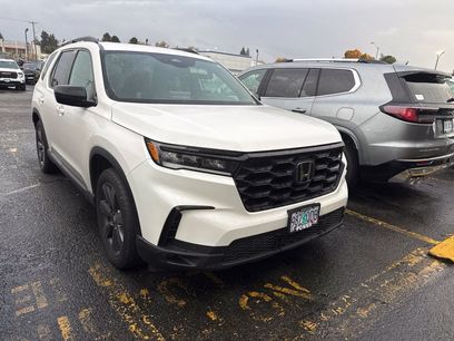 Used 2025 Honda Pilot Sport