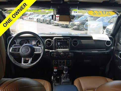 Used 2022 Jeep Wrangler Unlimited Rubicon 4xe w/ Cold Weather Group AWD/4WD image 13