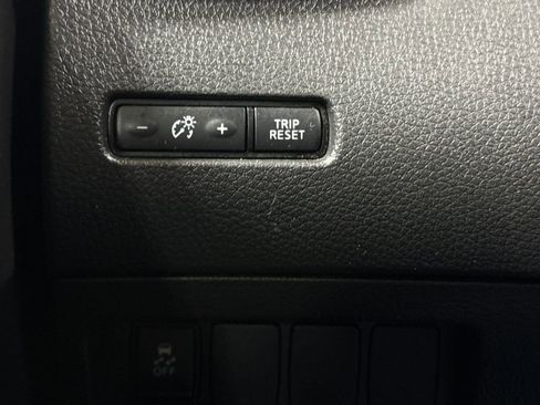 Used 2018 Nissan Rogue Sport S FWD image 18