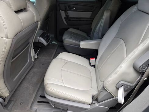 Used 2015 GMC Acadia SLT FWD image 11