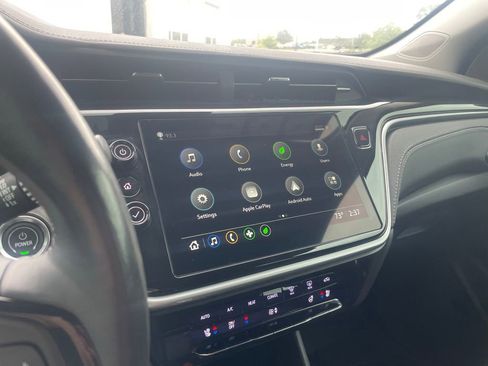 Used 2023 Chevrolet Bolt EUV LT w/ Convenience Package FWD image 15