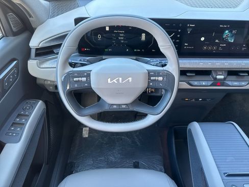 New 2026 Kia EV9 Land AWD/4WD image 14