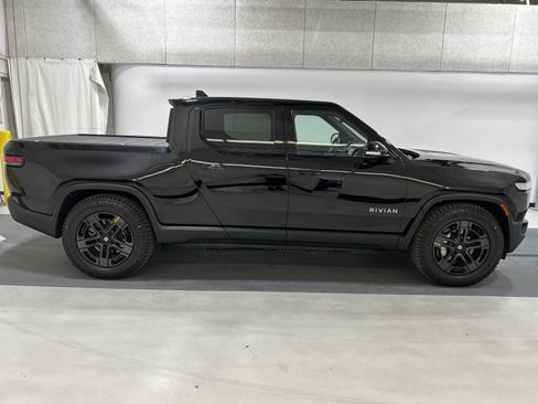Used 2024 Rivian R1T Adventure AWD/4WD image 6