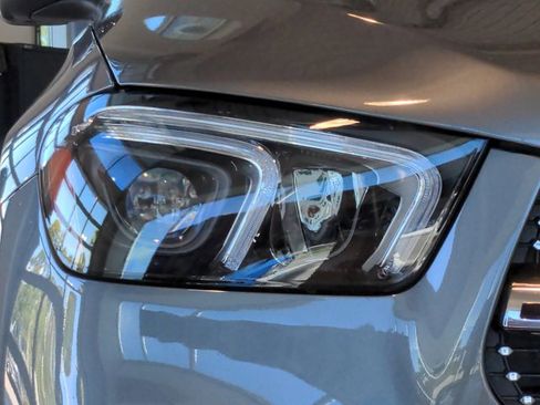 Used 2020 Mercedes-Benz GLE 350 4MATIC image 10