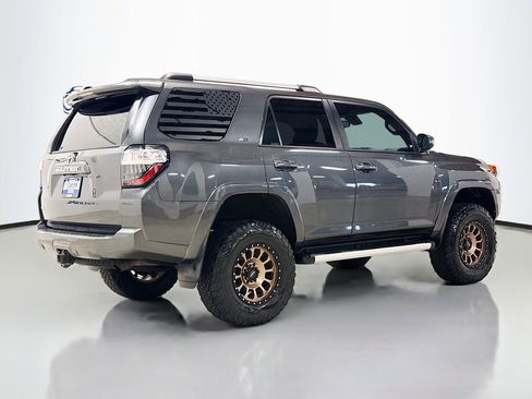 Used 2020 Toyota 4Runner SR5 Premium w/ Moonroof Package image 8