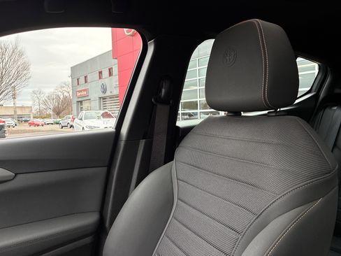 Certified 2024 Alfa Romeo Tonale Ti image 24