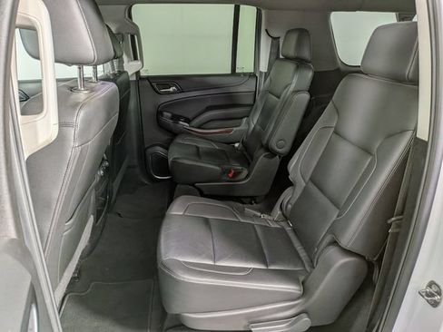 Used 2020 GMC Yukon XL SLT AWD/4WD image 29