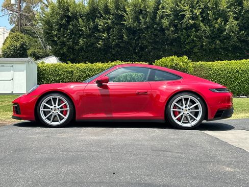 Certified 2024 Porsche 911 Carrera 4 GTS AWD/4WD image 2