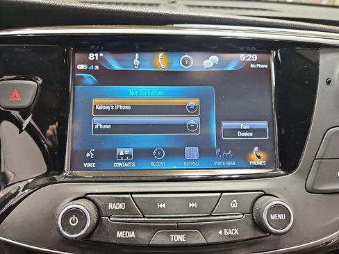 Used 2020 Buick Envision Essence FWD image 28